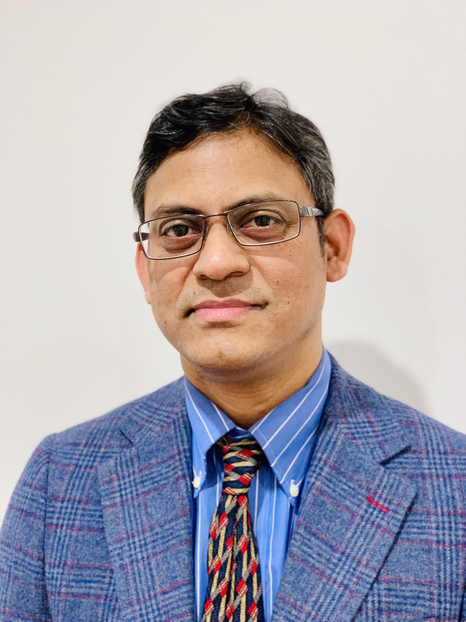 Dr Iqbal Hussain